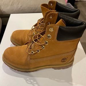 Women’s Timberland boots